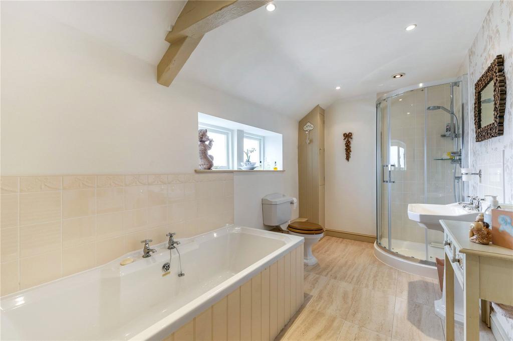 Bath/Shower Room