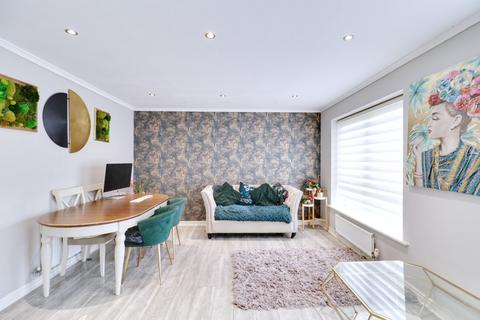 undefined, Belhouse Avenue, Aveley RM15