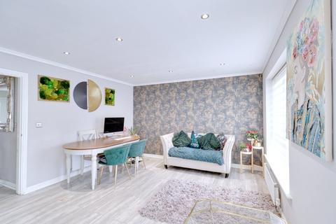 undefined, Belhouse Avenue, Aveley RM15