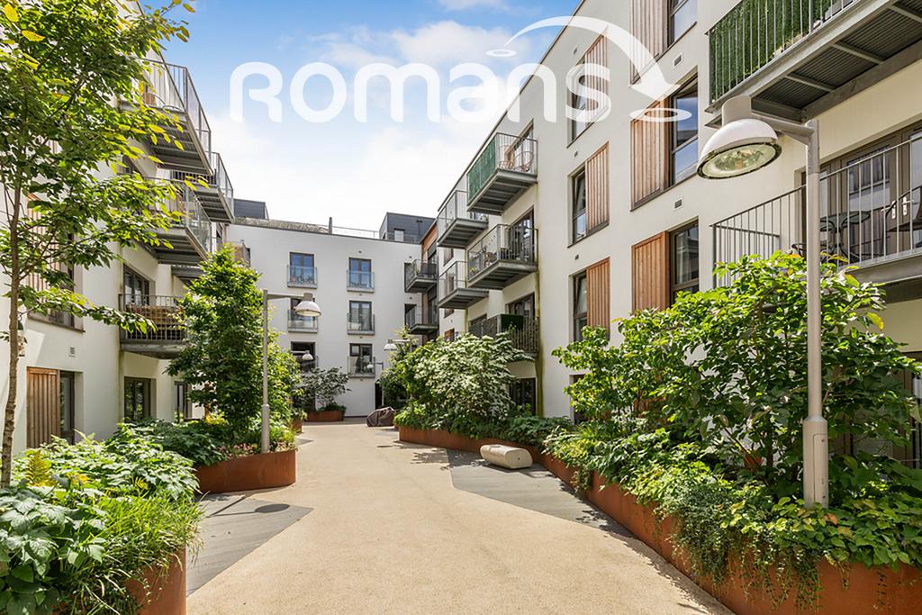 The Gateway, Bristol, Somerset, BS1 2 bed flat - £2,000 pcm (£462 pw)