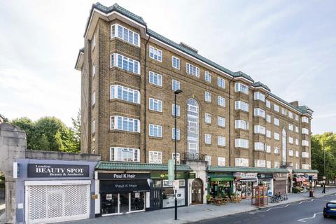 4 bedroom flat for sale, Streatham High Road, London SW16