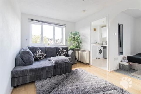 undefined, Waterville Drive, Basildon SS16