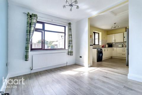 2 bedroom detached bungalow for sale, Windsor Avenue, Clacton-On-Sea