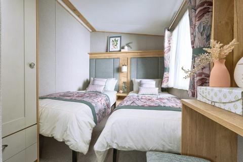 2 bedroom park home for sale, Waters Edge Leisure Park