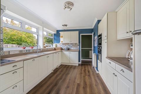 4 bedroom detached house for sale, Greenacres, Bookham