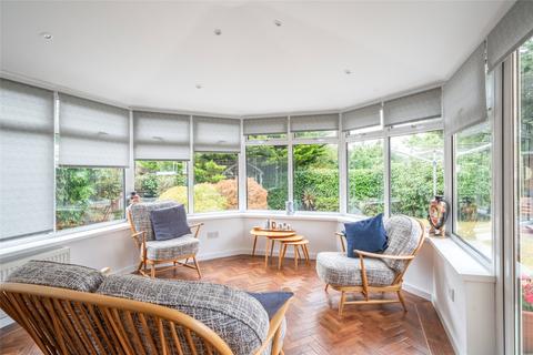56 Brooklands Way, Redhill, RH1 2BW