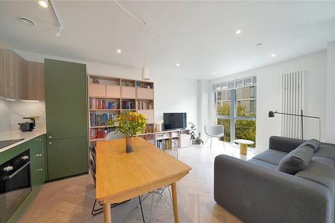 Studio for sale, Cross Lane, London, N8