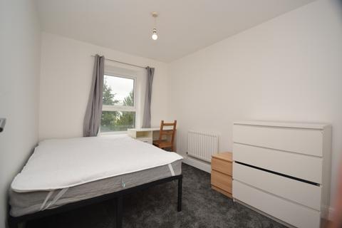 3 bedroom flat to rent, Clarkson Court, Hatfield AL10