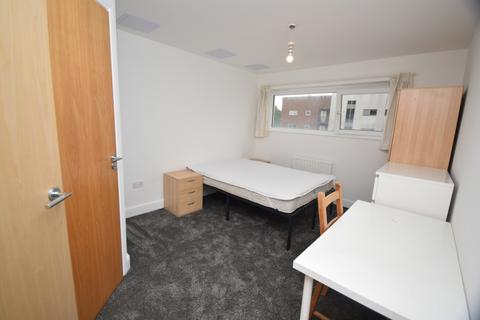 3 bedroom flat to rent, Clarkson Court, Hatfield AL10
