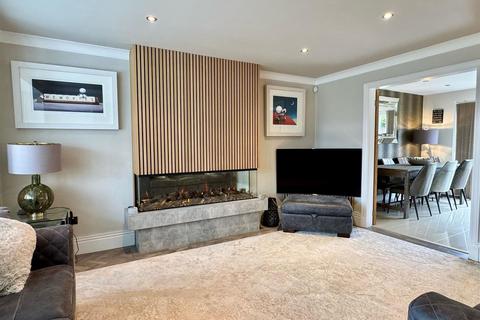 38 Brookhus Farm Road, Sutton Coldfield, B76 1QP
