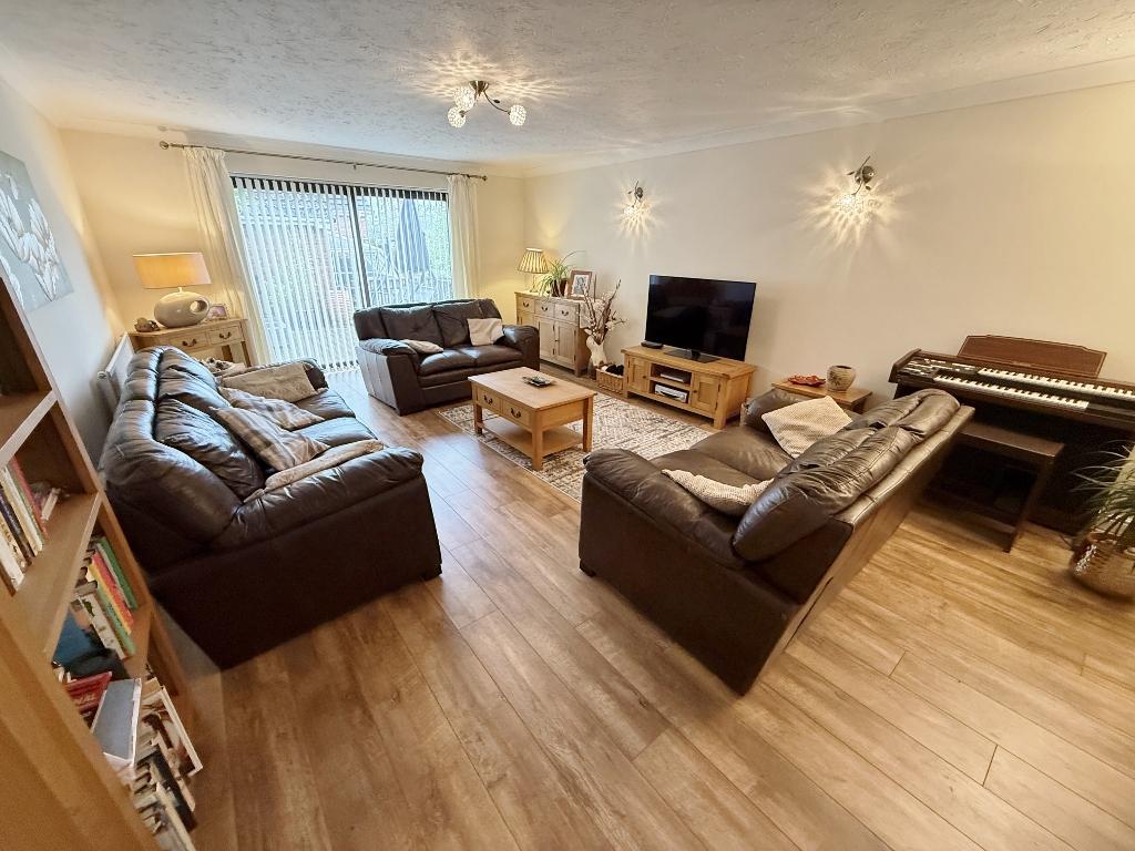 Extra image 1
