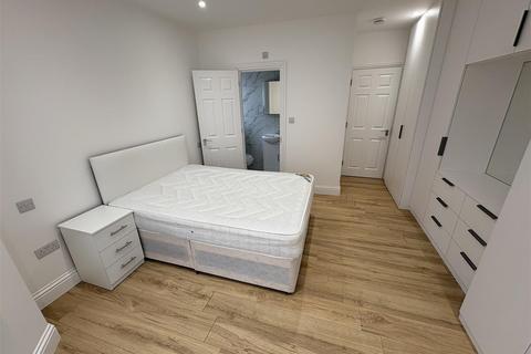 undefined, Green Lane, Hendon, London