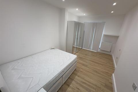 undefined, Green Lane, Hendon, London