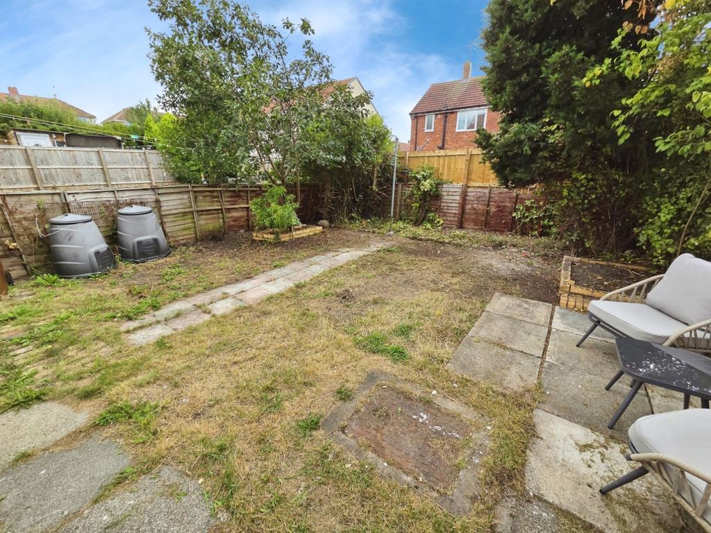 Pbox-garden-329764.jpg