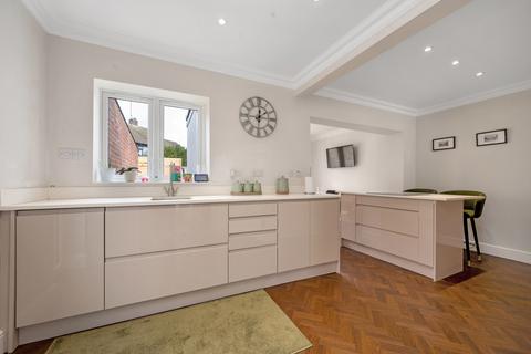 3 bedroom semi-detached house for sale, Caithness Road, Stamford