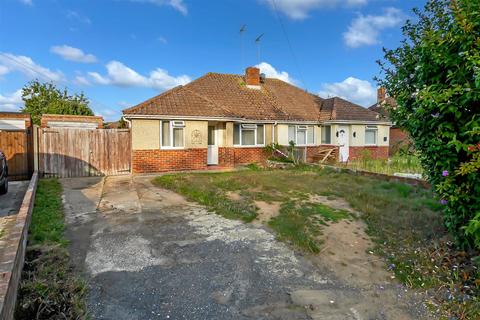 Hearnfield Road, Littlehampton BN17