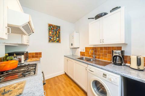 undefined, Woodside, London SW19