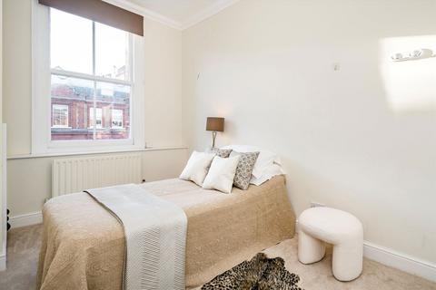 3 bedroom maisonette for sale, Brechin Place, London SW7