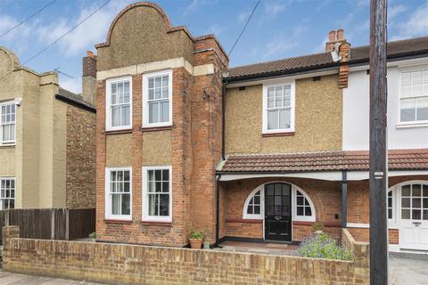 undefined, Leinster Avenue, East Sheen, SW14