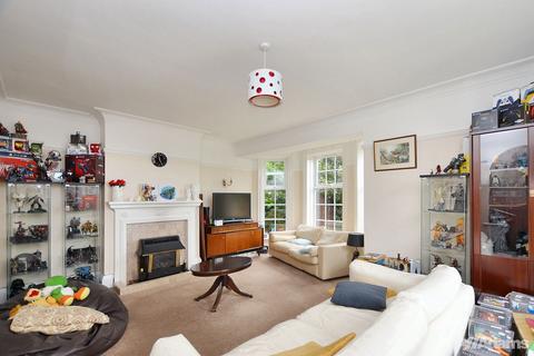 5 bedroom detached house for sale, Heath Road South, Weston Village