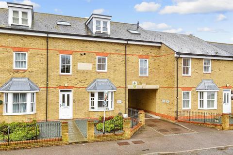 2 bedroom apartment for sale, Park Mews Apartments, Herne Bay CT6