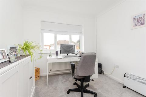 47 New Road, Meopham, Gravesend, DA13 0LS