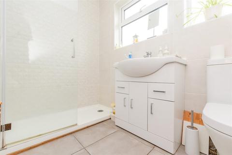 47 New Road, Meopham, Gravesend, DA13 0LS