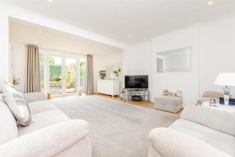 undefined, New Road, Meopham, Kent