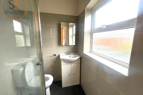3 bedroom flat to rent, Dudley Road, Kingston upon Thames, Surrey