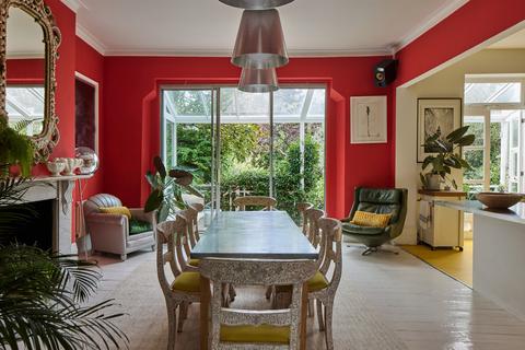 undefined, Putney Hill, Putney Hill, London SW15