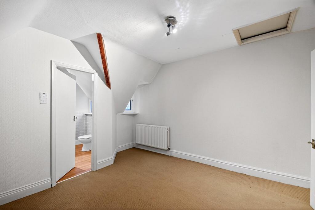 Flat3-9rutlandave-18.jpg