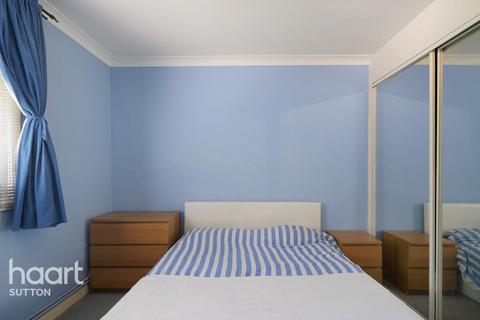 2 bedroom maisonette for sale, Liberty Avenue, LONDON