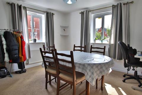 undefined, Henry Crescent, Walton Cardiff, Tewkesbury