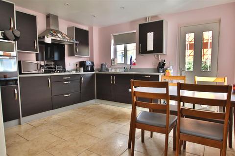 undefined, Henry Crescent, Walton Cardiff, Tewkesbury