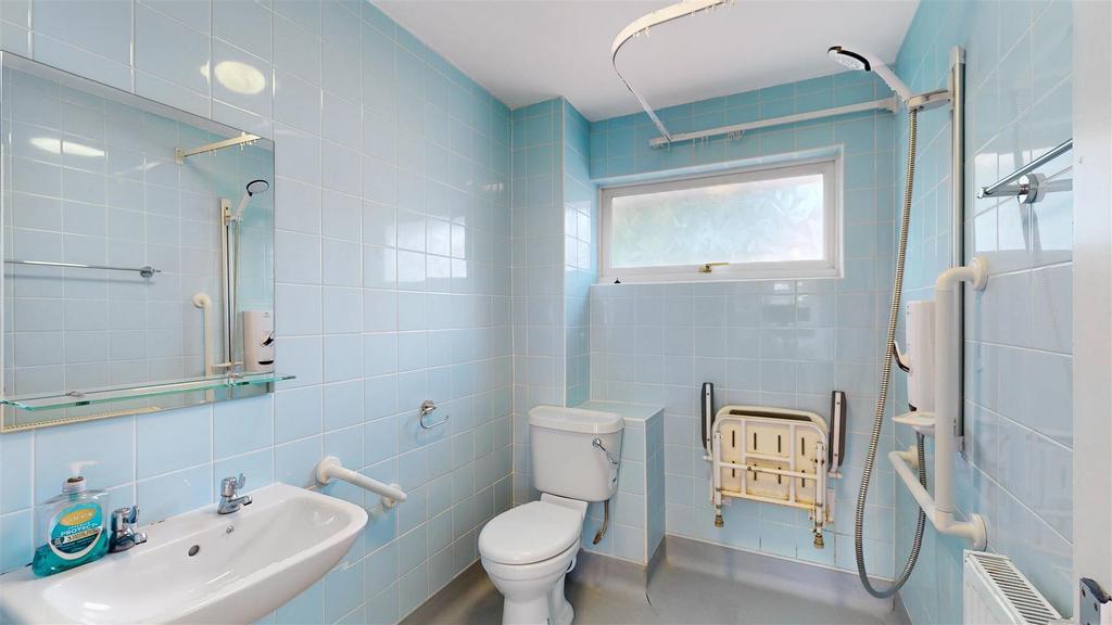 Shower room.jpg