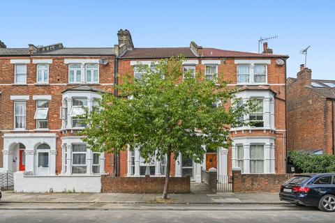 1 bedroom in a house share to rent, Foxham Road, London, N19