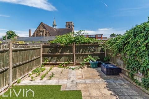 3 bedroom end of terrace house for sale, Croydon CR0