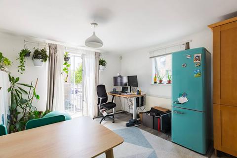 7 Gunmakers Lane, London E3