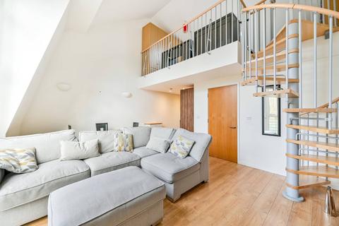 undefined, Whitton Road, Twickenham, TW1