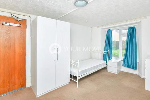 1 bedroom in a house share to rent, Wilton Street, Devon PL1