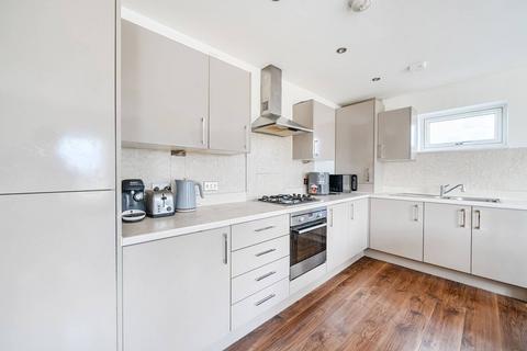 2 bedroom flat for sale, Telford Road, Arnos Grove, London, N11