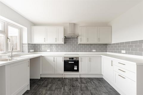 2 bedroom semi-detached house for sale, Chestnut Drive, Canterbury CT2