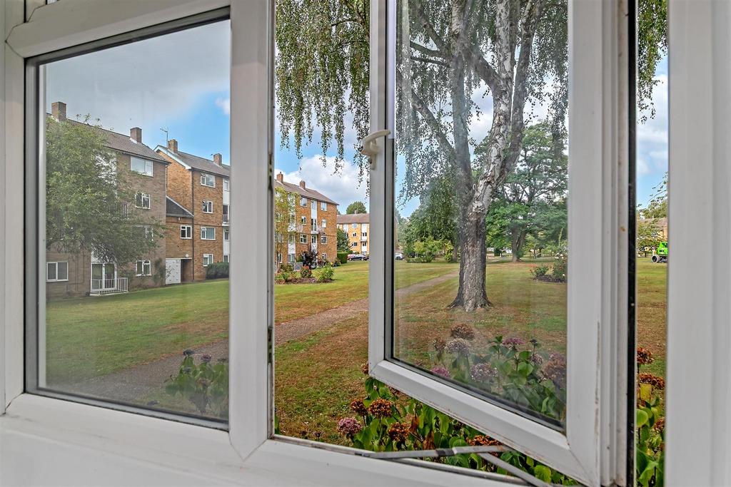 301 The Ridgeway-19.jpg