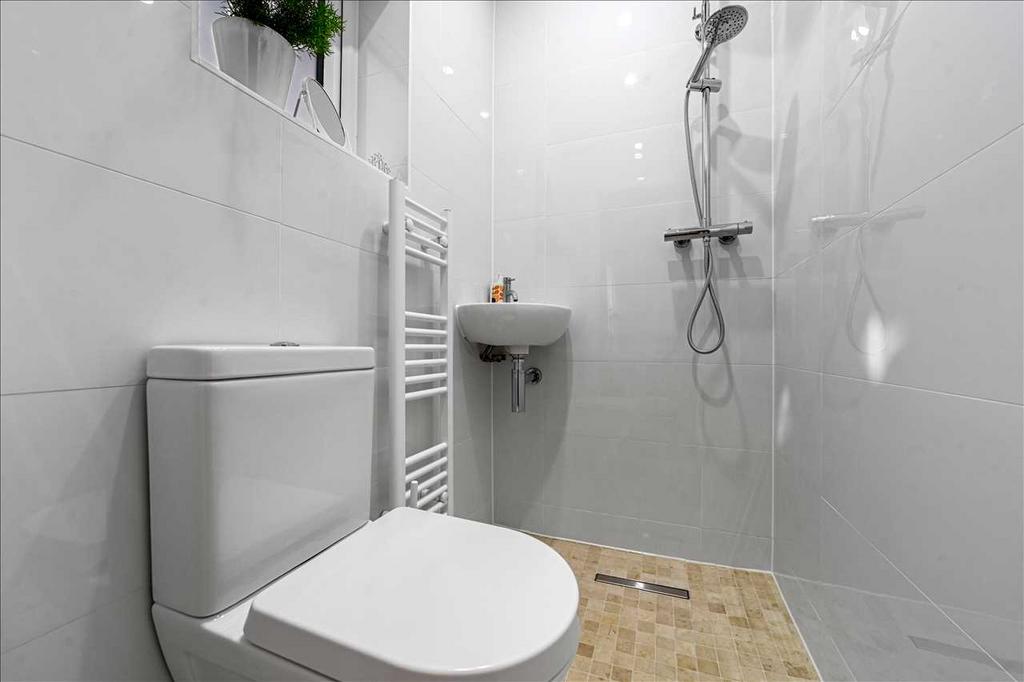 En Suite Wet Room