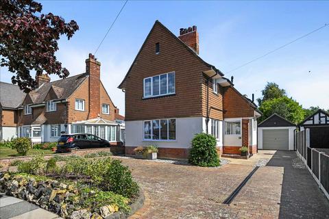 4 bedroom detached house for sale, Frinton on sea CO13