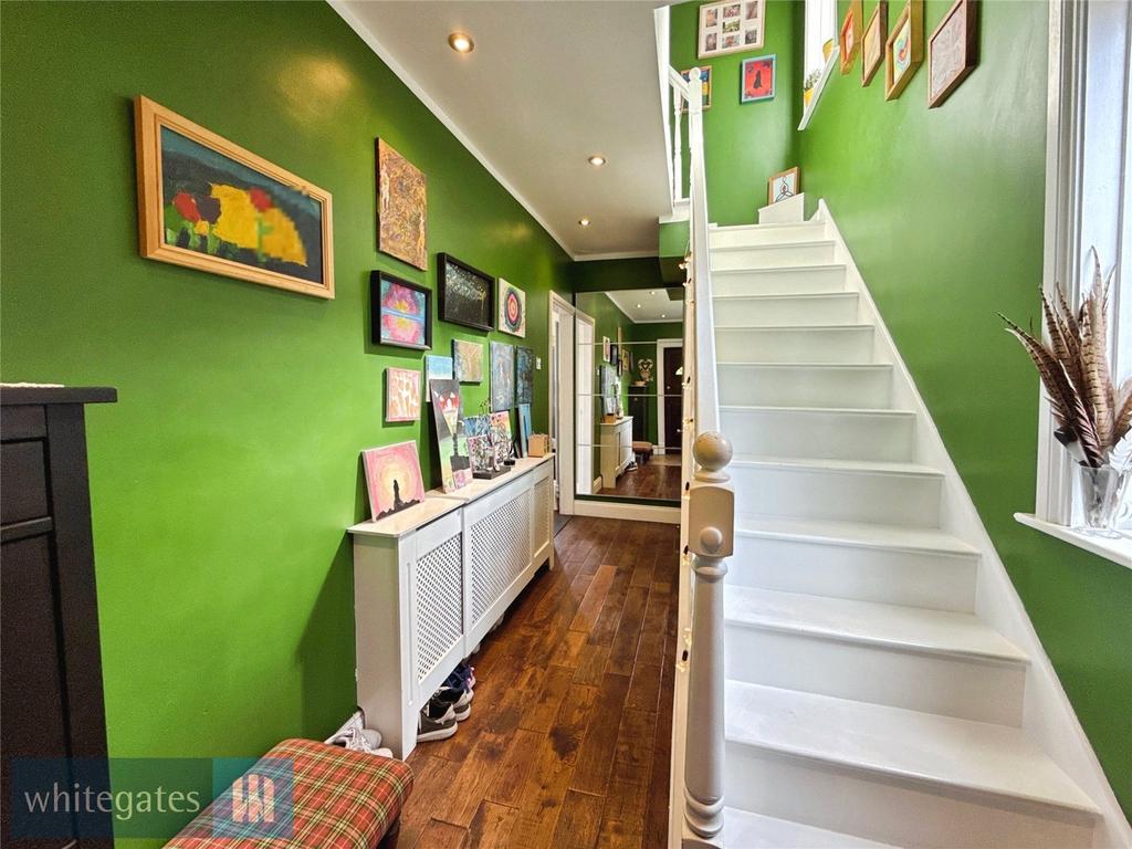 Gorgeous Entry