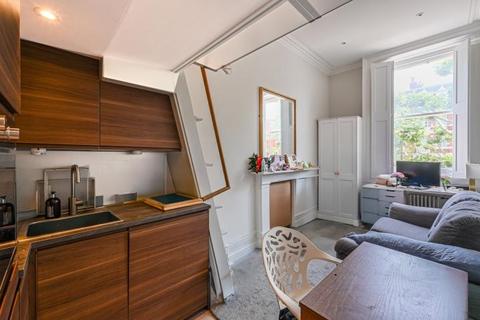 Studio for sale, Queens Gate, London, SW7