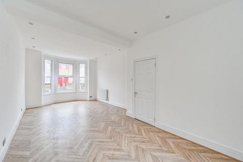 3 bedroom terraced house for sale, Marmont Road, London, SE15