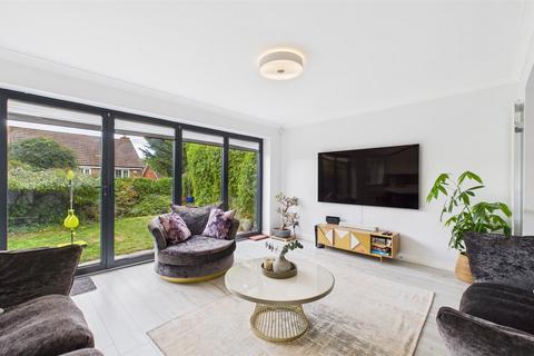 14 Watercress Road, Cheshunt, Waltham Cross, EN7 6XL