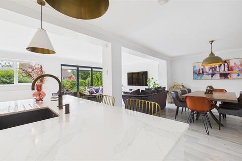 14 Watercress Road, Cheshunt, Waltham Cross, EN7 6XL